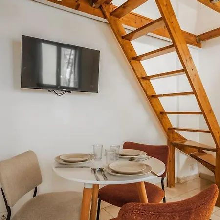Avec Mezzanine #nation #voltaire Apartment